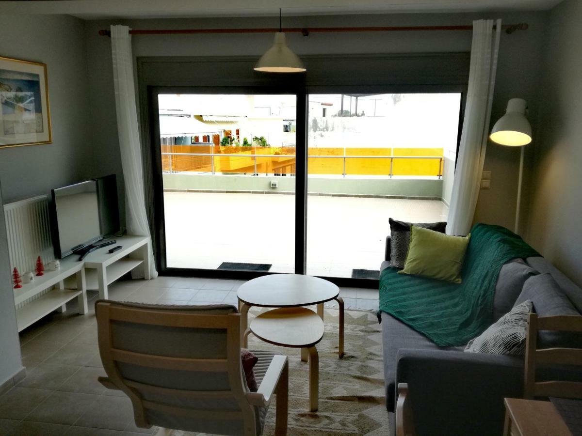 Spacious And Modern Downtown Apartment Heraklion  Exterior photo